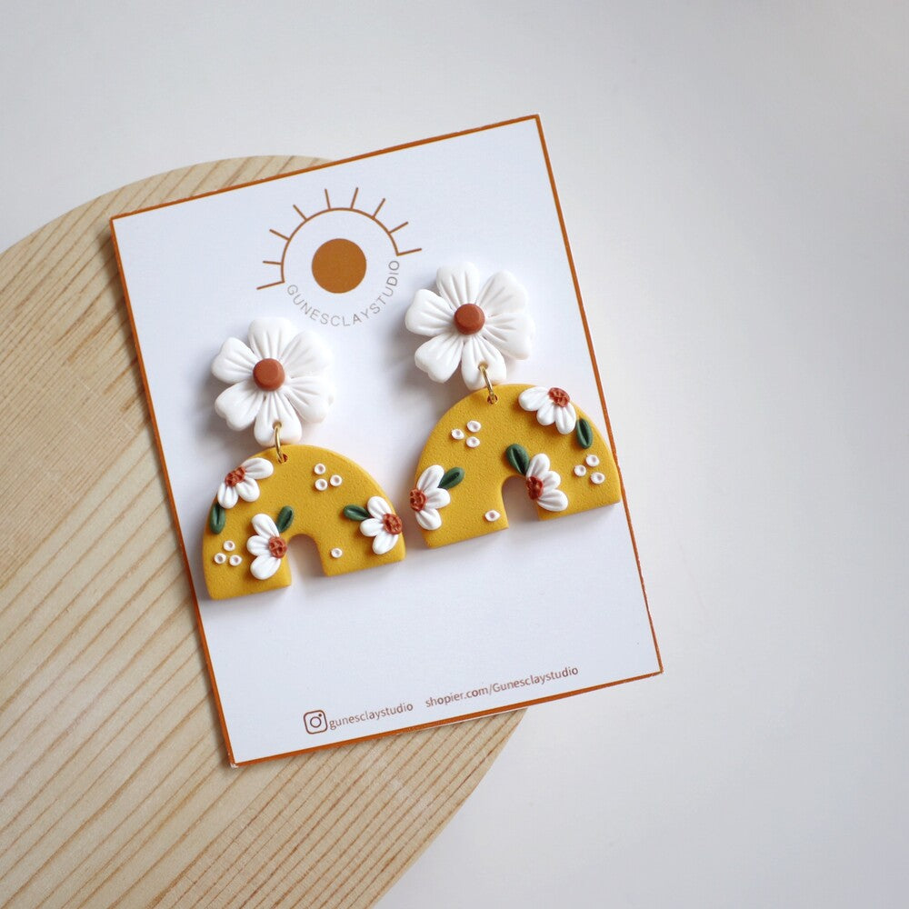 Yellow Daisy Garden Earring