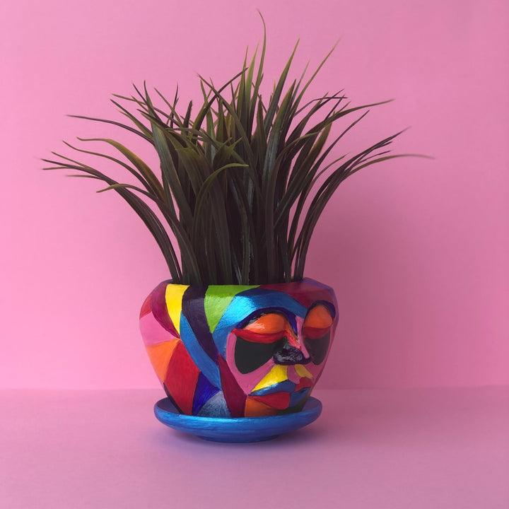 Sleepy Rainbow Head Pot