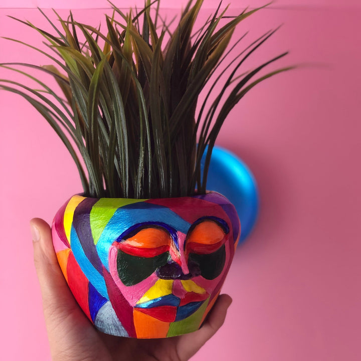 Sleepy Rainbow Head Pot