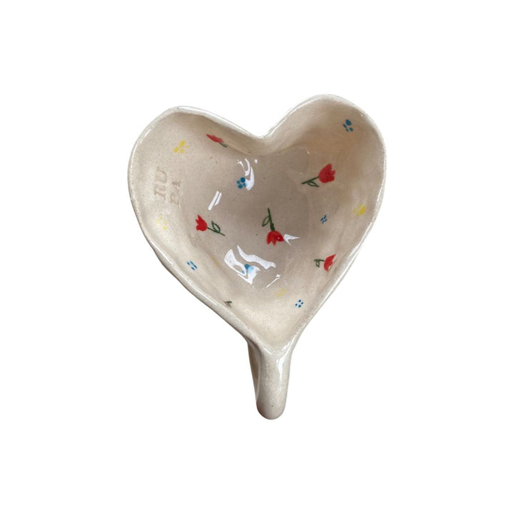 Flower Patterned Heart Cup