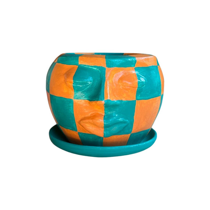 Checkered Head Pot